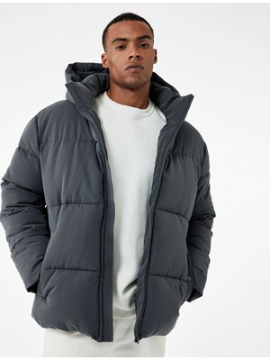 Koton Uzun Kollu Kapüşonlu Fermuarlı Kışlık Şişme Mont