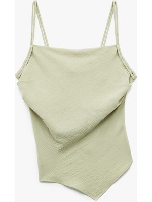 Arkası Gipeli Fiyonk Detaylı Asimetrik Kesim Ince Askılı Bluz