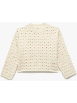 Dik Yaka Uzun Kollu Ajurlu Triko Kazak