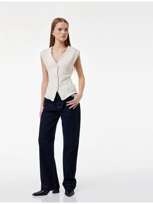 Koton Slim Fit Düğmeli Dikiş Detaylı Kolsuz V Yaka Yelek