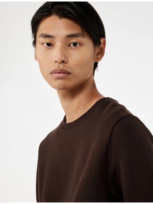 Uzun Kollu Pamuklu Bisiklet Yaka Basic Sweatshirt