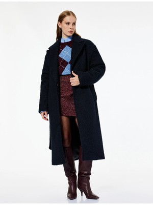 Koton x Melis Ağazat - Uzun Kollu Kemerli Uzun Peluş Buklet Kaban