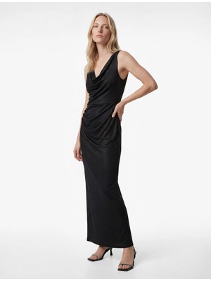 Koton Slim Fit Kayık Degaje Yaka Drapeli Kolsuz Parıltılı Uzun Gece Elbisesi