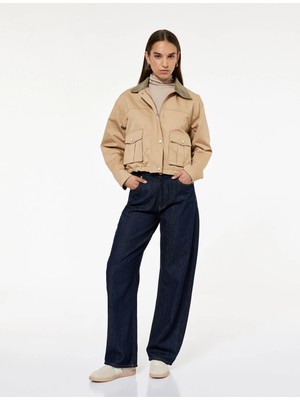 Kadife Yaka Cep Detaylı Fermuarlı Çıtçıt Düğmeli Mevsimlik Ceket