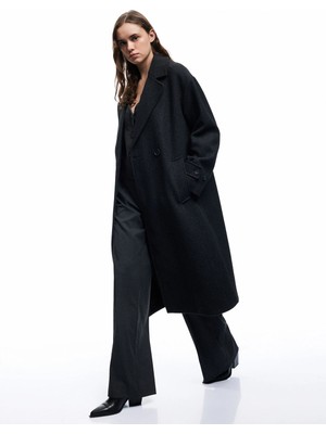 Astarlı Düğmeli Kruvaze Uzun Kollu Oversize Kaşe Kaban