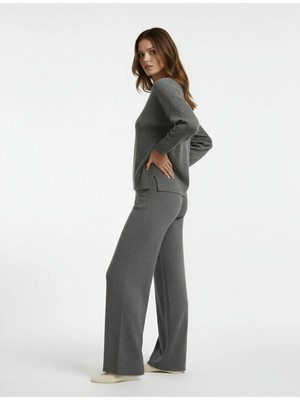 Koton Uzun Kollu Rahat Kalıp V Yaka Pijama Üstü