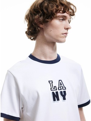 Pamuklu Kontrast Detaylı Regular Fit Kısa Kollu Bisiklet Yaka Baskılı Tişört