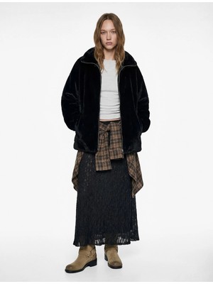 Koton Fermuarlı Cep Detaylı Dik Yaka Beli Lastikli Peluş Ceket