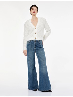 Koton Düğmeli V Yaka Uzun Kollu Parıltılı Baklava Desenli Triko Peluş Hırka