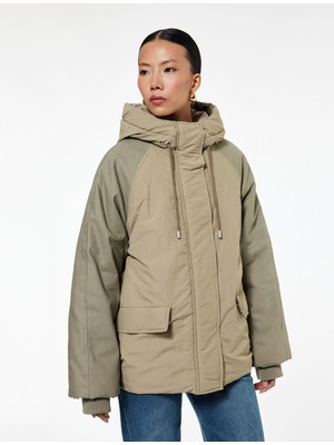 Koton Uzun Kollu Cepli Kapüşonlu Bomber Mont