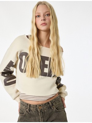 Koton Uzun Kollu Kayık Yaka Baskılı Crop Oversize Sweatshirt