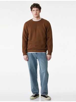 Koton Regular Fit Uzun Kollu Şardonlu Bisiklet Yaka Basic Baskılı Sweatshirt