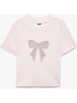 Koton Pamuklu Taş Detaylı Kısa Kollu Bisiklet Yaka Fiyonk Baskılı Tişört