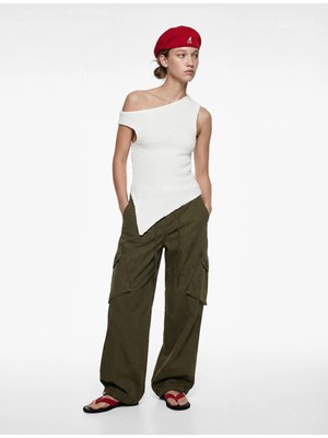 Koton Slim Fit Bürümcük Asimetrik Kolsuz Bluz