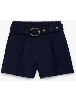 Koton Kemer Detaylı Beli Ayarlanabilir Lastikli Pileli Şort