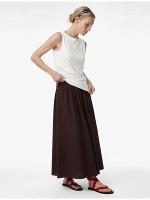 Koton Pamuklu Asimetrik Kesim Kolsuz Kayık Yaka Bluz