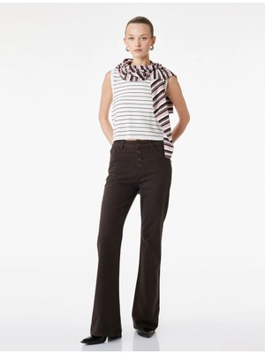 Koton Yüksek Bel Düğme Detaylı Cepli Dar Kesim Ispanyol Paça Denim Pantolon - Flare Jeans