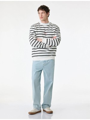 Koton Uzun Kollu Şardonlu Bisiklet Yaka Baskılı Sweatshirt