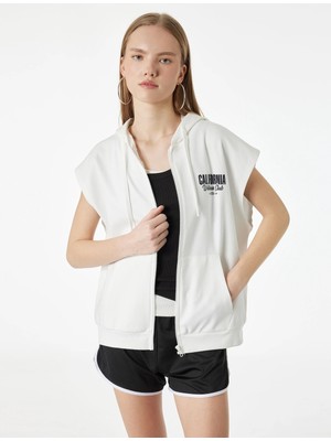 Koton Arkası Baskılı Fermuarlı Cep Detaylı Kapüşonlu Kolsuz Sweatshirt
