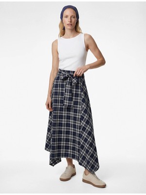 Koton Pamuklu Slim Fit Kolsuz Kayık Yaka Bluz