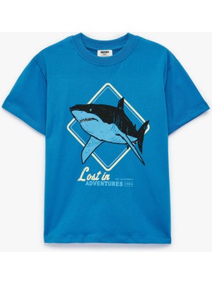 Koton Köpek Balığı Baskılı Kısa Kollu Bisiklet Yaka Pamuklu Tişört