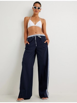 Koton x Sima Tarkan - Yanları Şerit Detaylı Bol Paça Pantolon Renk Kontrastlı Beli Bağlamalı Cepli