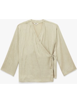 Koton Bol Kalıp Uzun Kollu Bağlama Detaylı Kruvaze Dokulu Saten Kimono