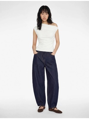 Koton Asimetrik Yaka Drapeli Kolsuz Bluz