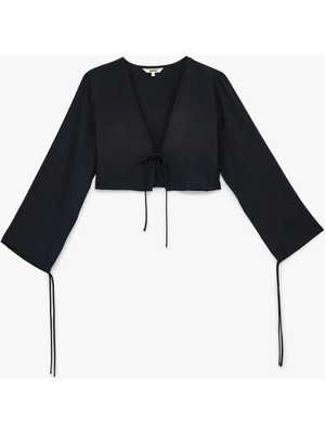 Koton Modal V Yaka Uzun Kollu Bağlamalı Crop Bluz