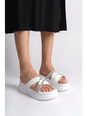 DMR Elegance Ruby Düz Topuklu Taşlı Çapraz Şeritli Kalın ve Ortopedik Taban Kadın Terlik  Cbt - Beyaz