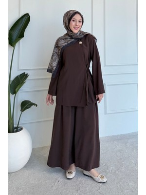Tesettür Diyarı Hera Cupra Tansel Kumaş Broşlu Kimono Tesettür Takım- Acı Kahve