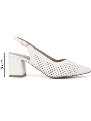Gönderi® Kadın Beyaz Orta Kalın Topuklu Arkası Açık Ayakkabı