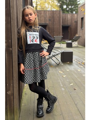 SheShe SİYAH BEYAZ ETEK BLÜZ TAKIM