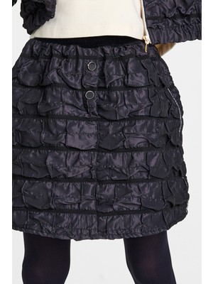 SheShe Siyah Beyaz Kapitone Rahat Takım