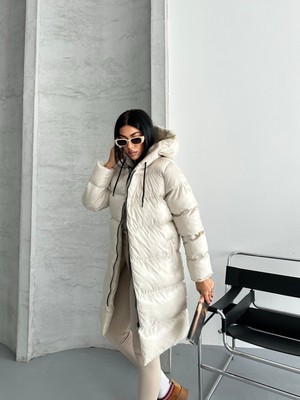 Belirtilmemiş Kadın Jel Dolgu Kapüşonlu Fermuarlı Uzun Şişme Mont 253333