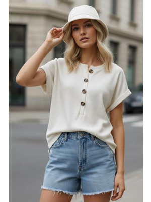 Mossta Önü Düğmeli Bisiklet Yaka Waffle Bluz - Ekru