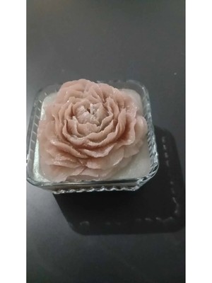 Doğal Cam Kasede El Yapımı Gül Figürlü Dekoratif  El Yapımı Kokulu Mum