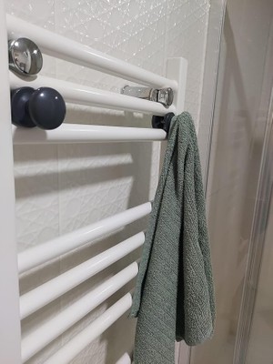 Misda Store Radyatör Askısı, Banyo Askısı, Bornoz Askısı, Kolay Kurulum, Havlu Kıyafet Askısı, Banyo Kurutmalık (Antrasit)