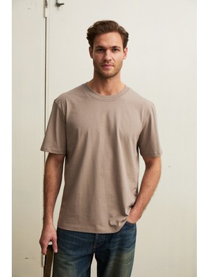 Grimelange Solo Erkek %100 Organik Pamuklu Kalın Dokulu Comfort Fit Bisiklet Yakalı Vizon T-Shirt