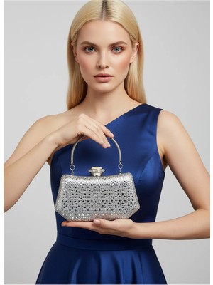 Biçanta Gümüş Renk Taşlı Zincir Detaylı Zincir Saplı Kadın Abiye Çanta Düğün Nişan Mezuniyet