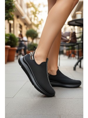 Enoch Kadın Metalik Arka Panel Detaylı ve Esnek Saya Spor Ayakkabı