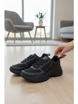 Enoch Kadın Destekleyici Arka Katmanlı ve Kalın Tabanlı Spor Ayakkabı