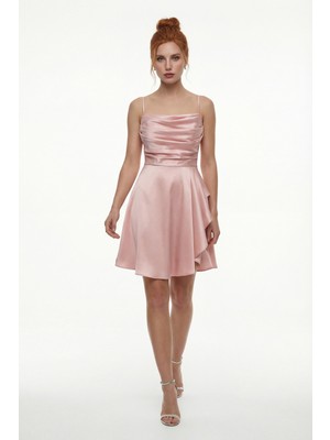 Lafaba Kadın Pudra Volanlı Yırtmaçlı Kısa Saten Abiye & Mezuniyet Elbisesi