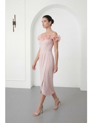 Lafaba Kadın Pudra Kayık Yaka Volan Detay Söz Nişan Nikah Abiye Elbise