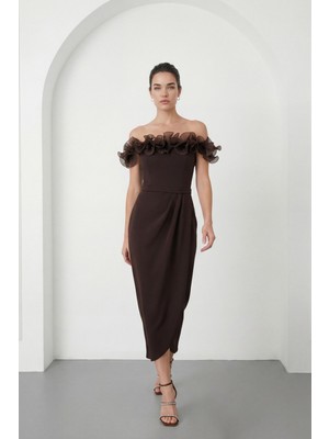Lafaba Kadın Kahverengi Kayık Yaka Volan Detay Söz Nişan Nikah Abiye Elbise
