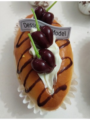 Mumicemum Gerçekçi Görünümlü Mini Meyveli Kek ve Pasta Magnet - Mutfak Dekoru Lüks Magnet ( 1 Adet )