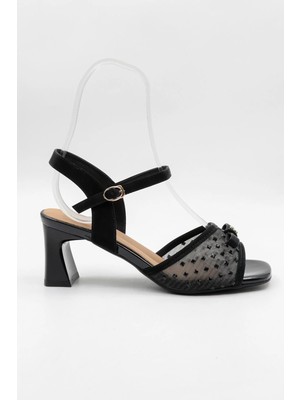 Kriste Bell Kristebell Özel Seri Kalın Kısa Topuk Taşlı Fiyonk Detaylı Topuklu Ayakkabı K262 - 1081 Y