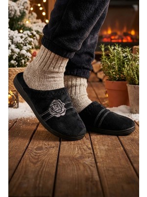 Gezer Kadın Kışlık PU Rahat Taban Nakışlı Tasarım Ev Bahçe Terlik