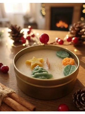 Şile Natural Çam Ağacı Temalı 80 gr Soya Wax Mum – El Yapımı Kokulu Yılbaşı Hediyesi, 7x3 cm Dekoratif Kutulu Mum