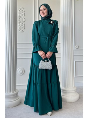 inStyle Çiçek Broş Detay Kuşaklı Zümrüt Yeşili Elbise